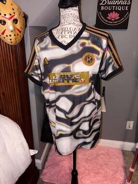 Adidas New England Revolution 2024 Pabllo Vittar Love Unites Pride Pre-Match Soc